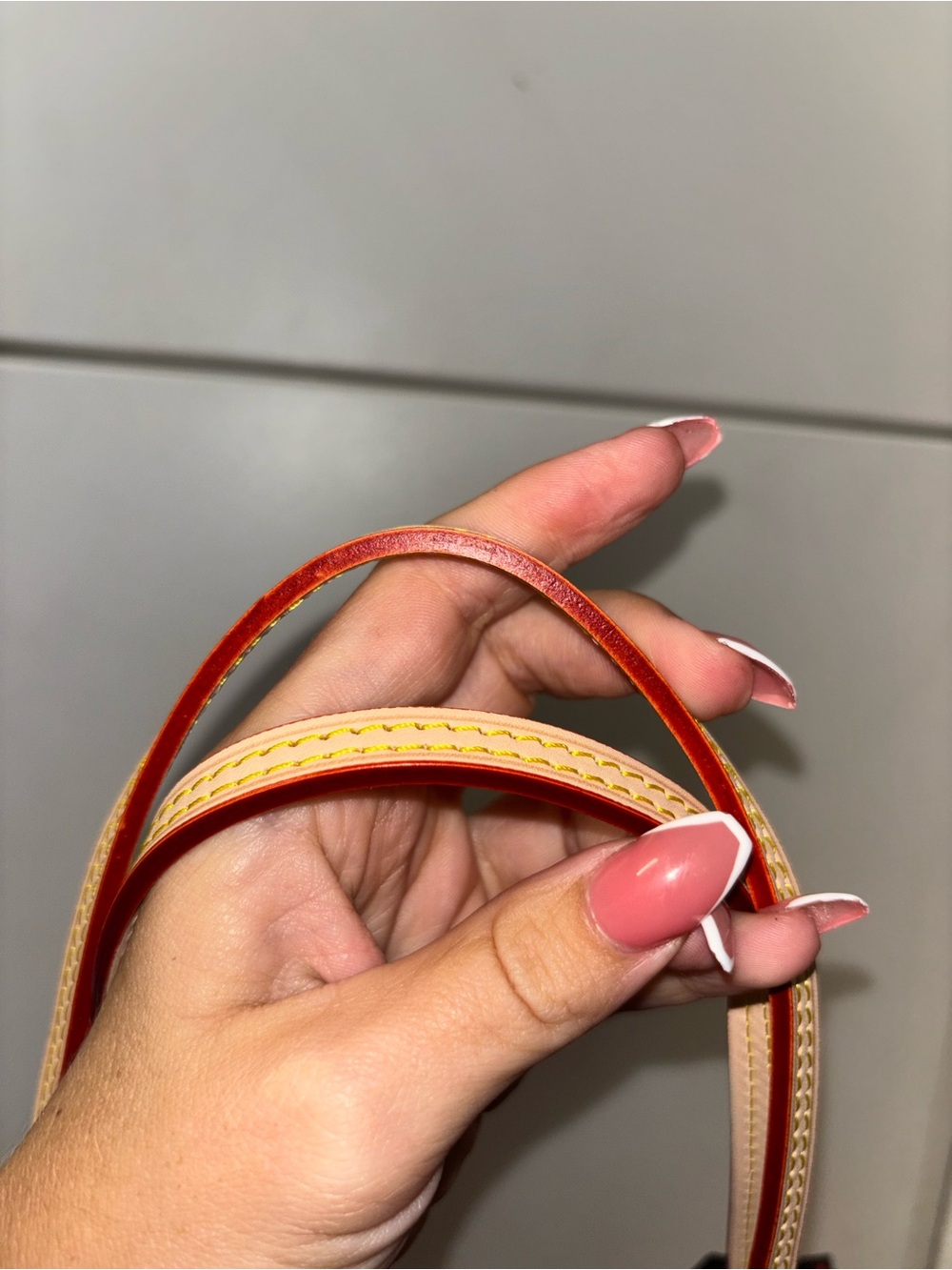 Louis Vuitton MM Monogram Neverfull with red interior - Picture 8 of 16